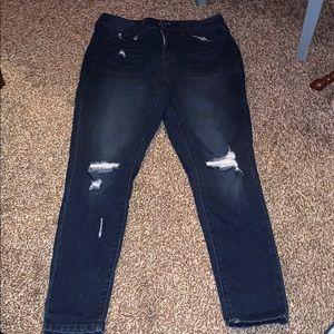 SO High-Rise Ankle Ripped Jegging sz 11 from Kohls